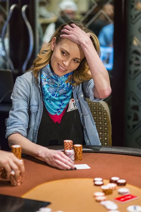 kate hall poker